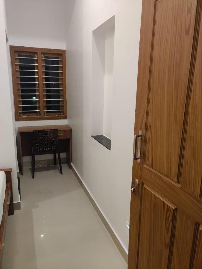 Hotel Sri Balaji Lodging Tiruchchendūr Exteriér fotografie